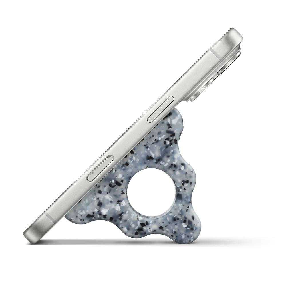 握手机不用再出力了,Apple 携手 Hikawa 推出 iPhone 辅助握把配件 Hikawa Phone Grip&Stand -