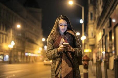 用支付宝赚钱的软件app(提现门槛低到账还快的赚钱软件)